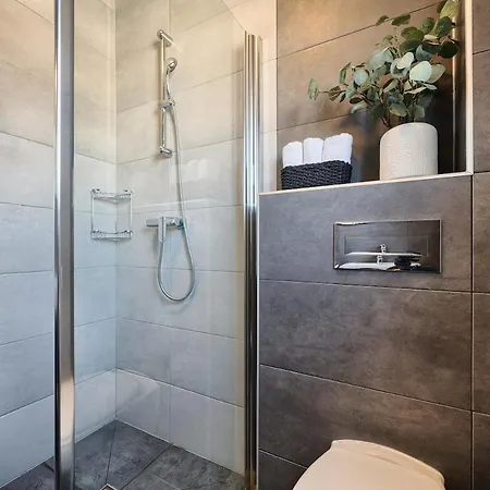 Apartman Onnela - Garden & Pool