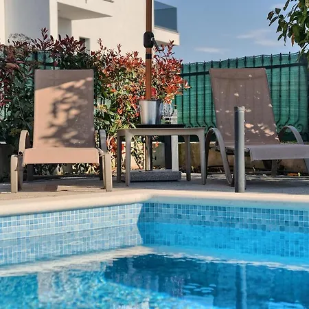 Onnela - Garden & Pool *